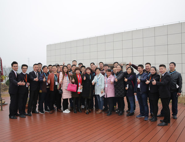 攜手并進，共創共贏——熱烈歡迎科恩陜西經銷商團隊到廠參觀學習